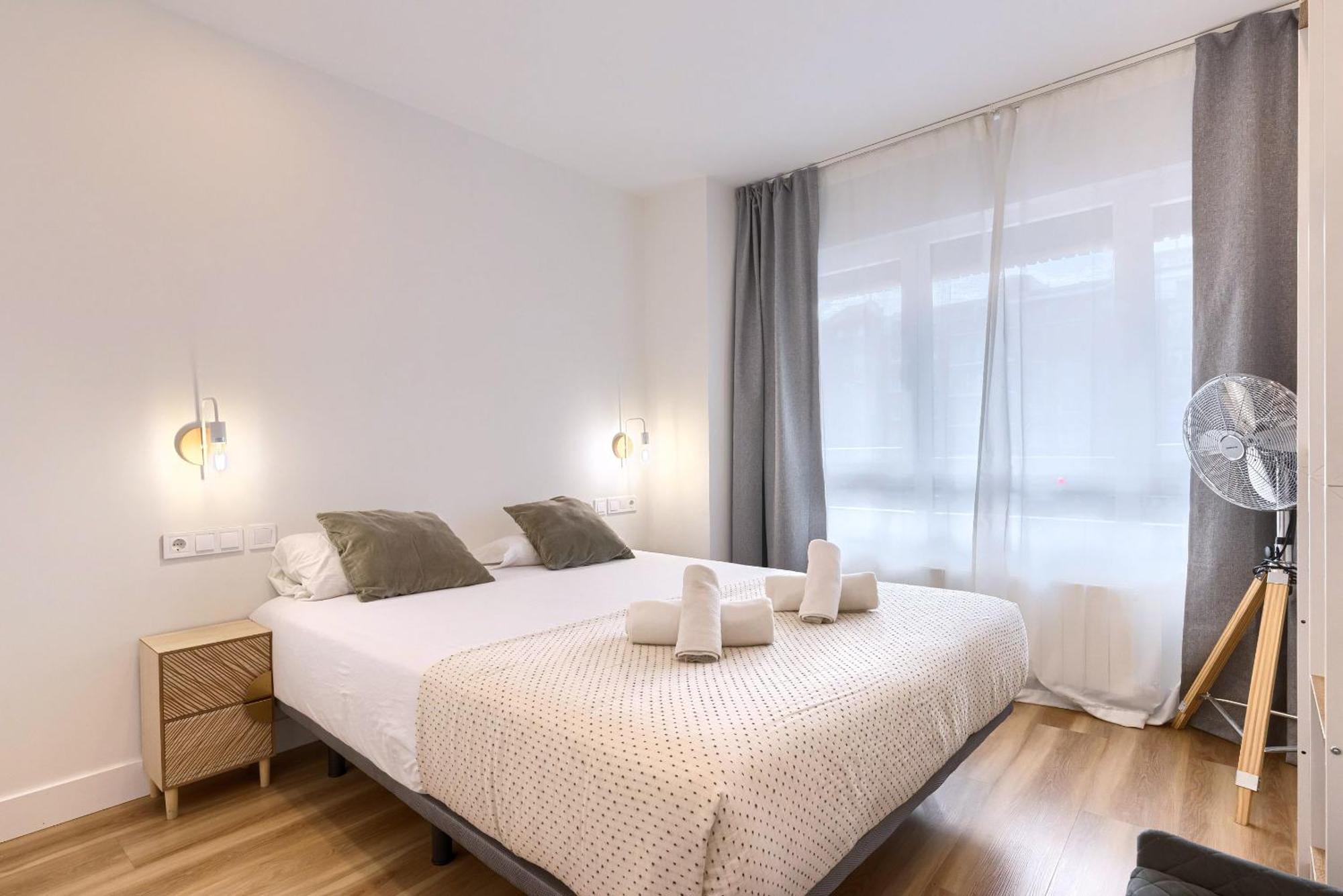 Deustown Apartamentos Bilbao Exteriör bild