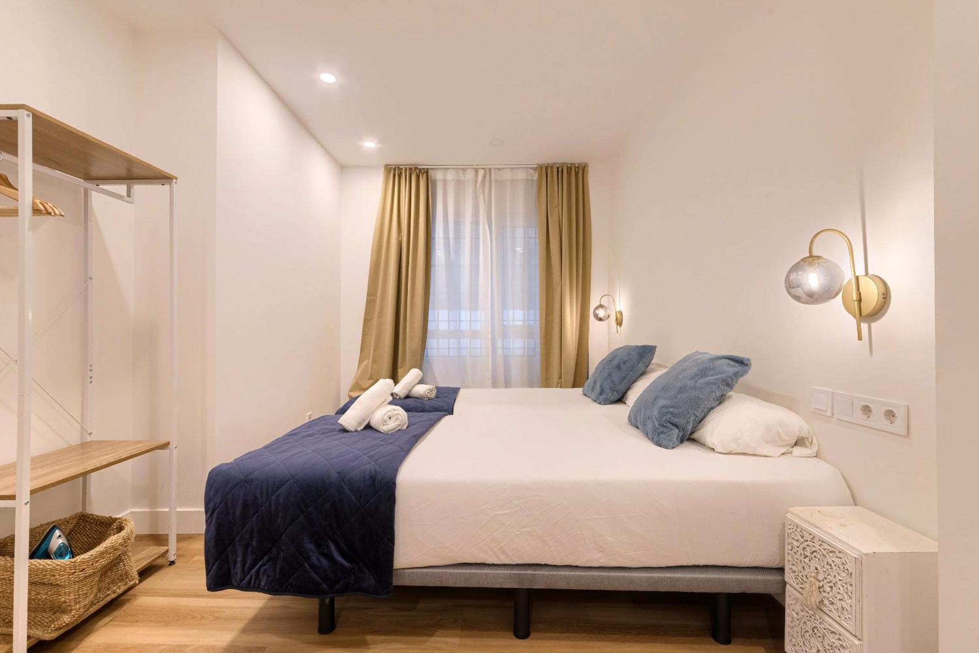 Deustown Apartamentos Bilbao Exteriör bild
