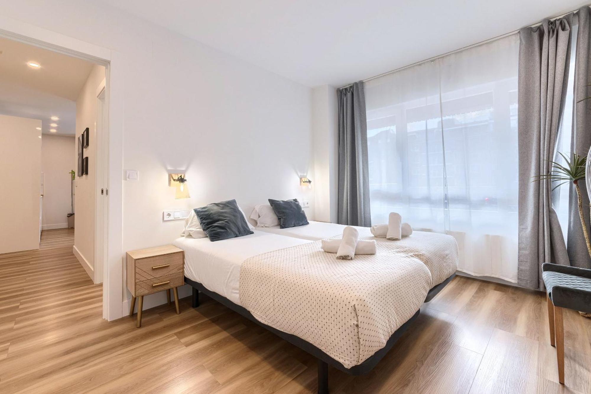 Deustown Apartamentos Bilbao Exteriör bild