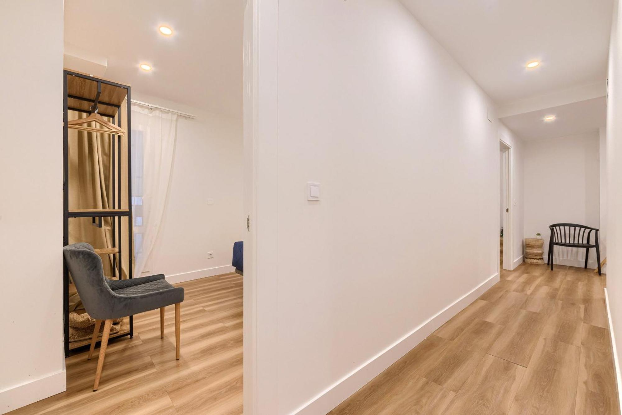 Deustown Apartamentos Bilbao Exteriör bild