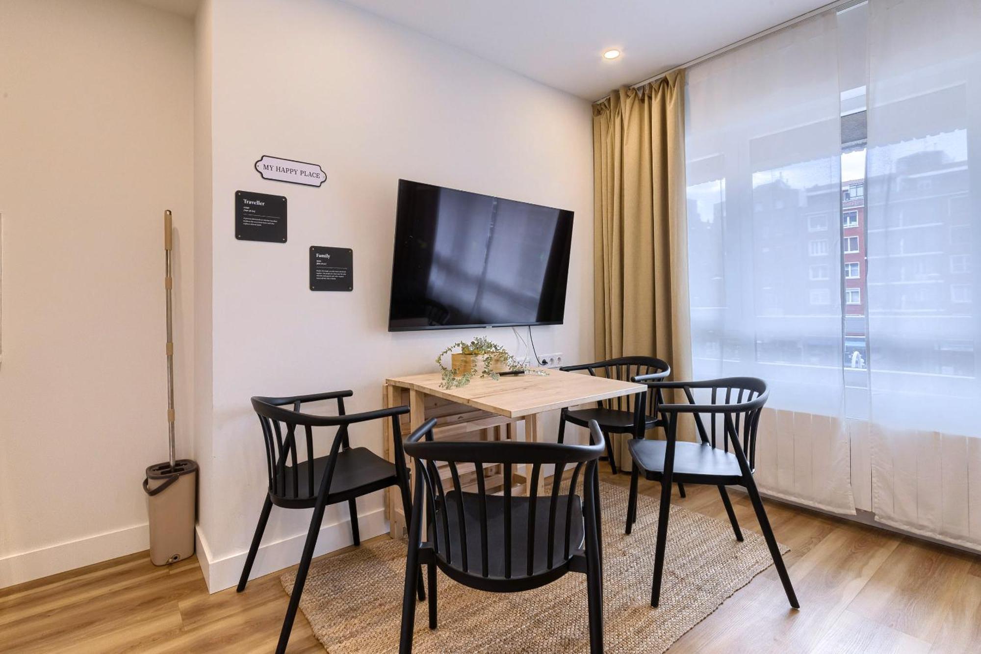 Deustown Apartamentos Bilbao Exteriör bild